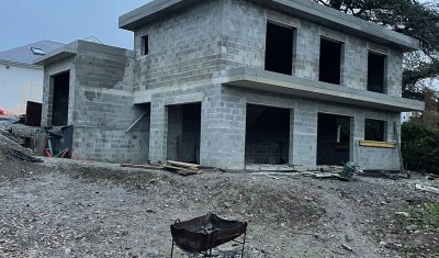 Construction d'une maison de 2 niveaux avec toit plat sur Meylan