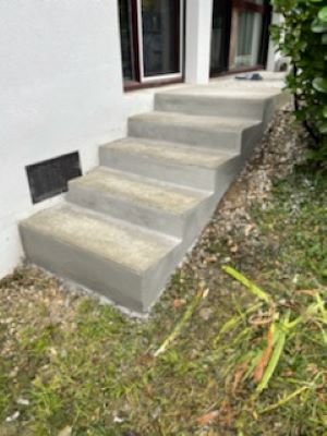 Entreprise pour la création d'un escalier béton sur-mesure à Moirans