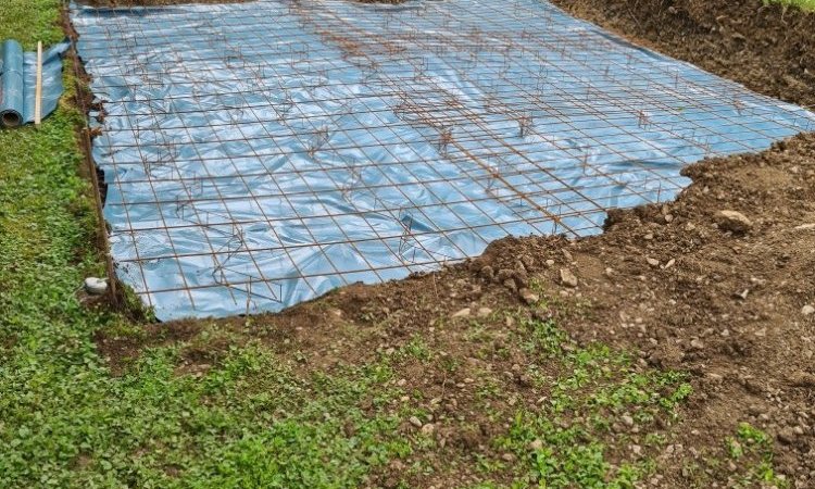 Entreprise de maçonnerie pour la création de dalle béton pour piscine à Meylan